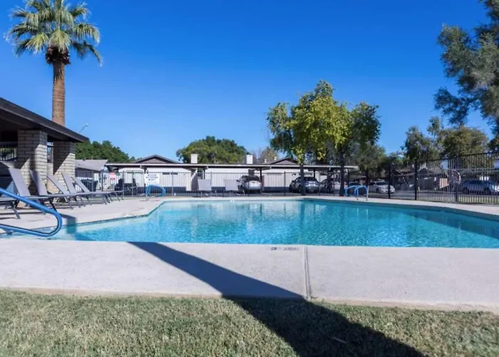 Cozy Townhouse With Community Pool Heart Of Near Asu * Tempe
