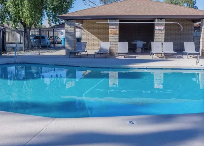 Cozy Townhouse With Community Pool Heart Of Near Asu Holiday home